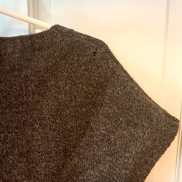 A.P.C. Sweater Vest - Picture 9 of 9